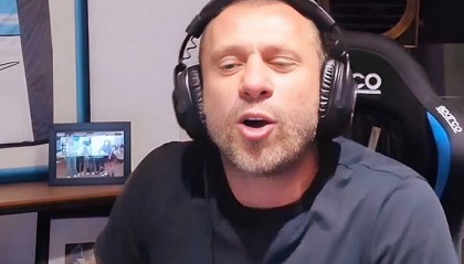 开云娱乐-卡萨诺：米兰进不了前四，阿莱格里不仅没能力还是个骗子