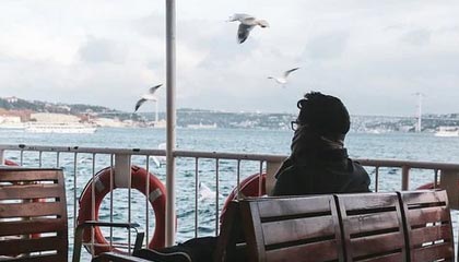 星空.综合体育：点亮夜空的全民健身新纪元